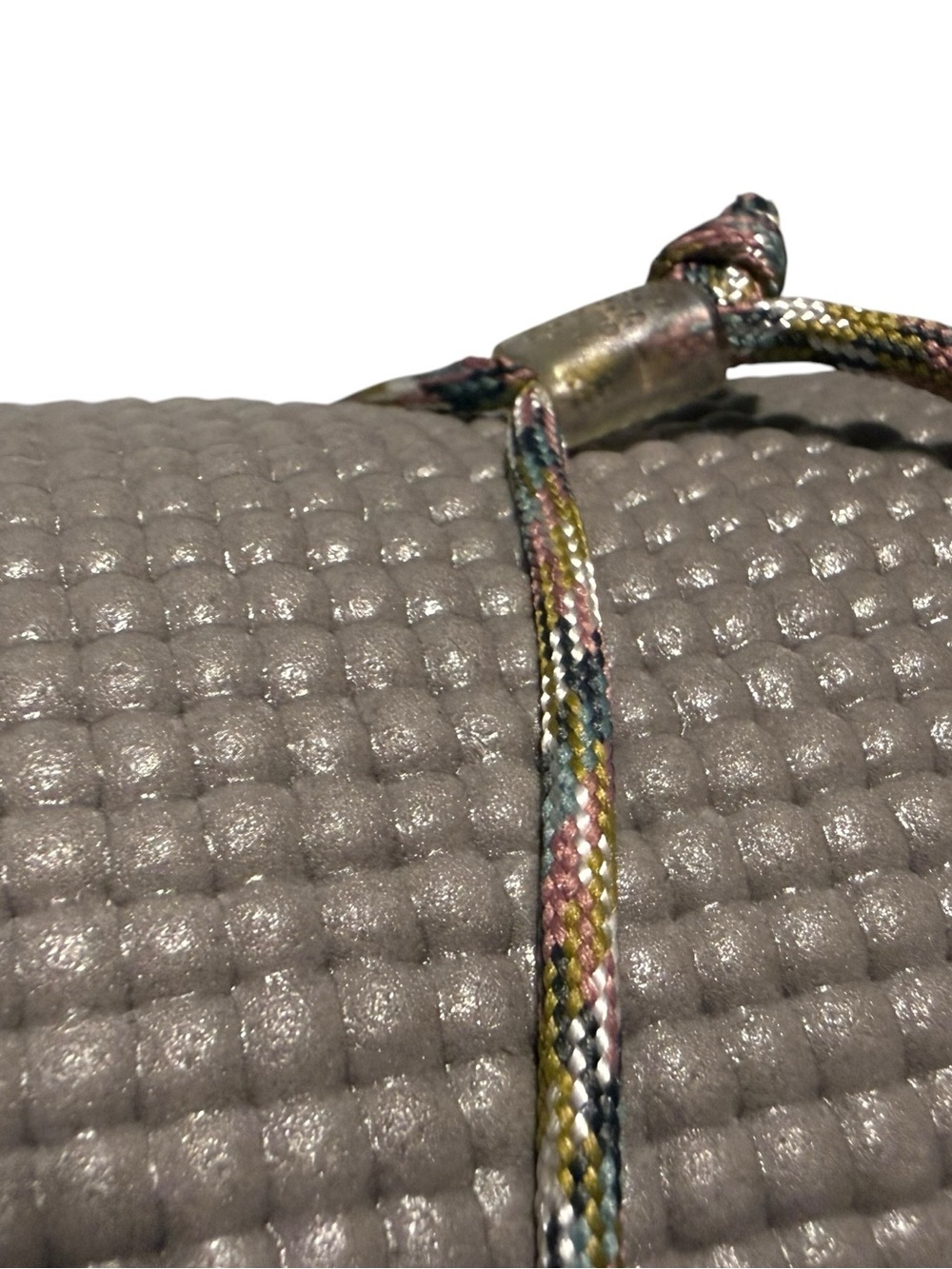 Oak and Reed “Choose Happy” Inspirational Embossed Premium Yoga Mat Carry Rope - Picture 4 of 5